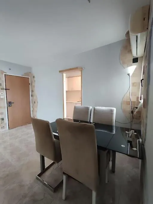 Apartment By The Beach Truman 8-1 حيفا