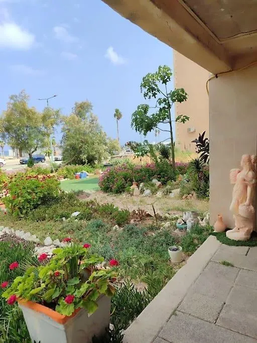 Apartment By The Beach Truman 8-1 حيفا إسرائيل
