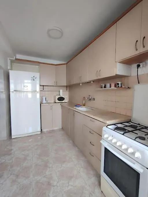 Apartment By The Beach Truman 8-1 حيفا